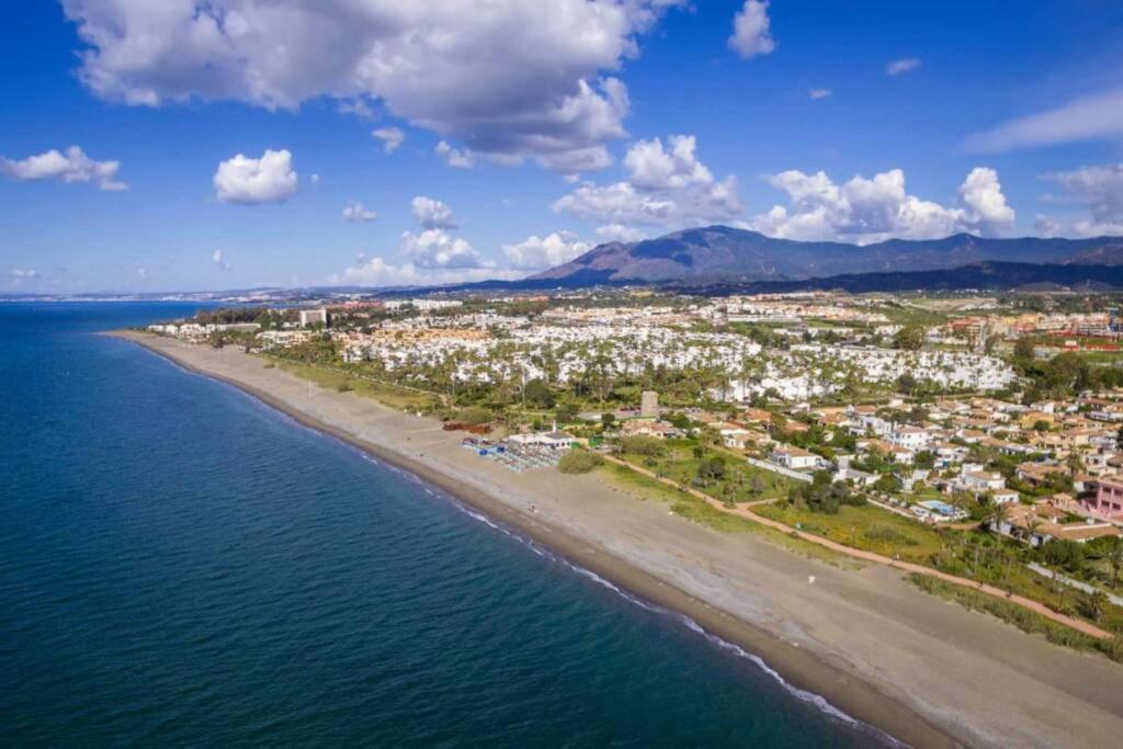 Keywise Family Luxury Infinity Beach & Golf Естепона Екстериор снимка