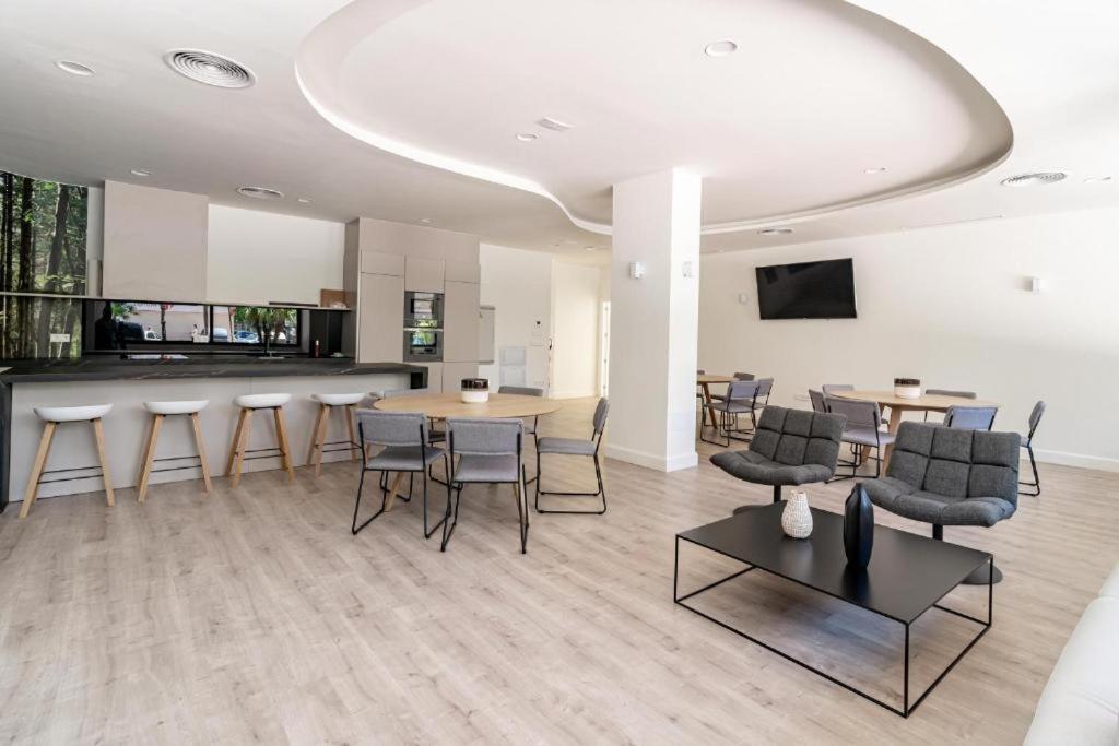 Keywise Family Luxury Infinity Beach & Golf Естепона Екстериор снимка